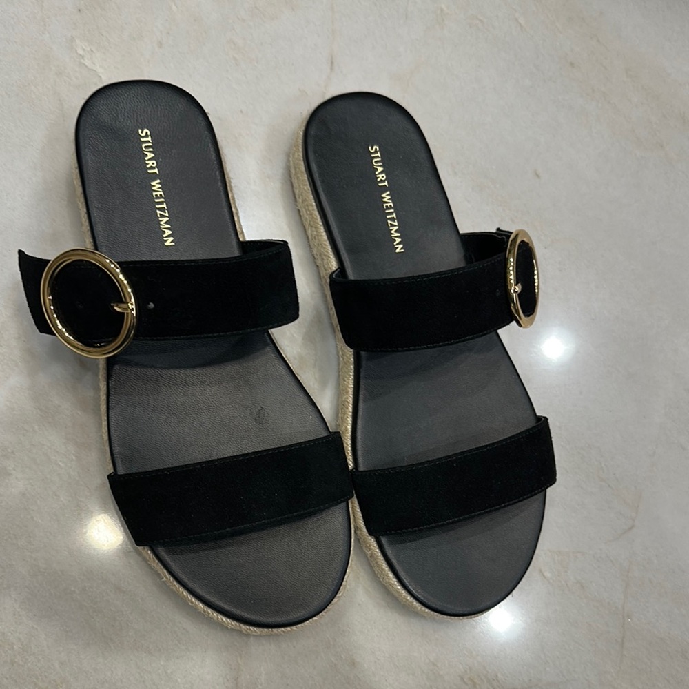 Stuart Weitzman Black and Gold Sandals with Double Strap Design Size 6.5